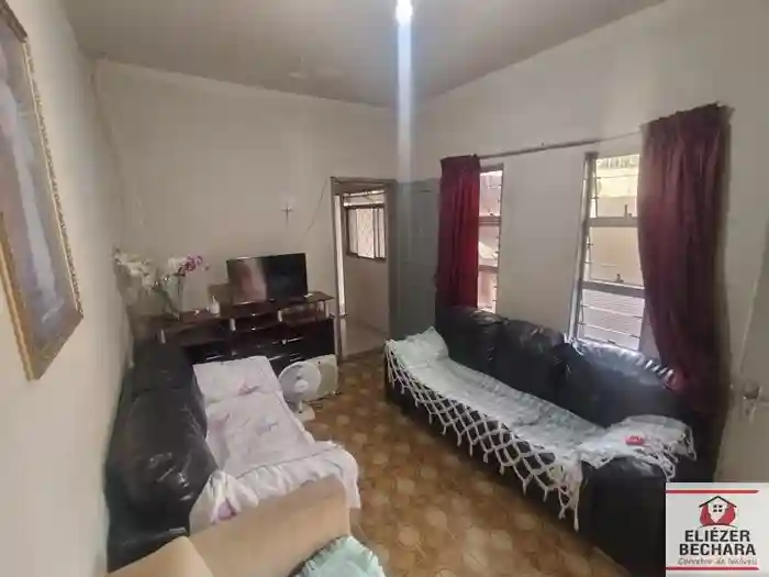 Casa com 3 quartos à venda, 75m² — foto 1 de 31