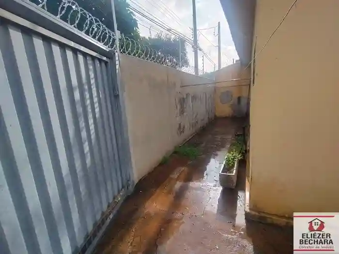 Casa com 3 quartos à venda, 75m² — foto 25 de 31
