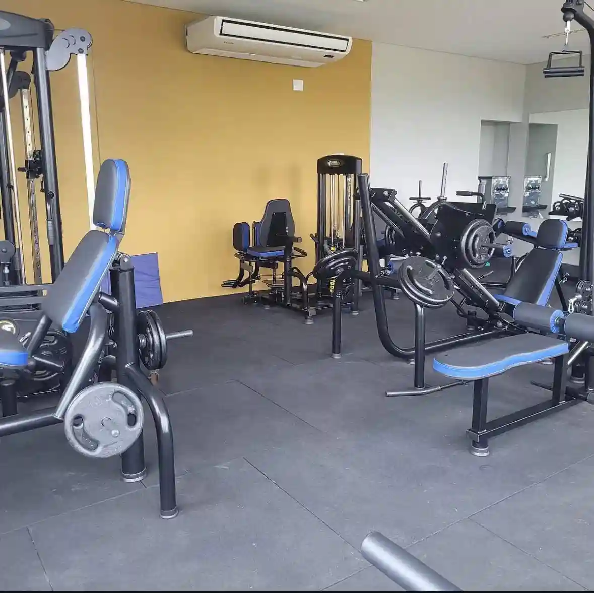 Terreno / Lote / Condomínio  à venda, 253m² — foto 2 de 7