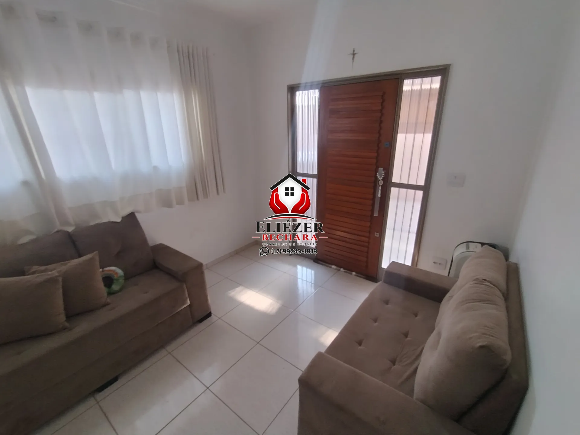 Casa com 3 quartos à venda, 170m² — foto 1 de 45