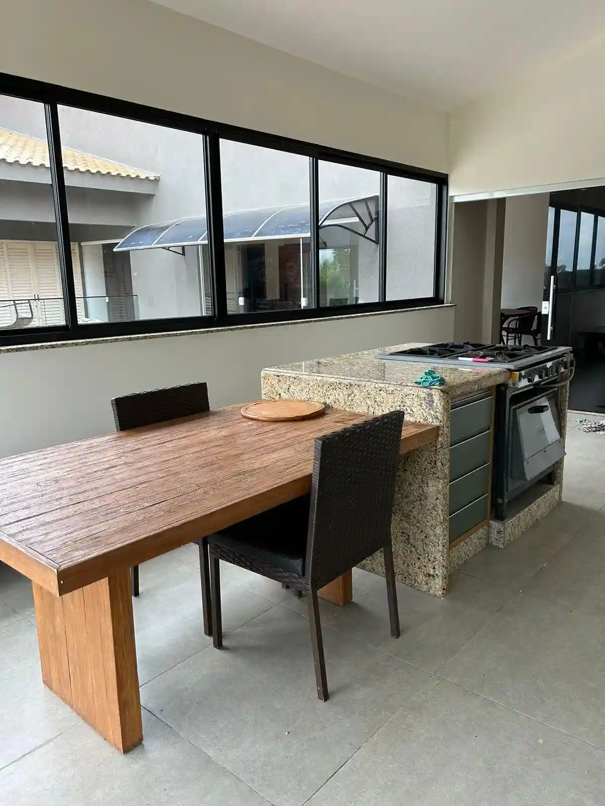 Fazenda / Sítio / Chácara com 3 quartos à venda, 1280m² — foto 1 de 37