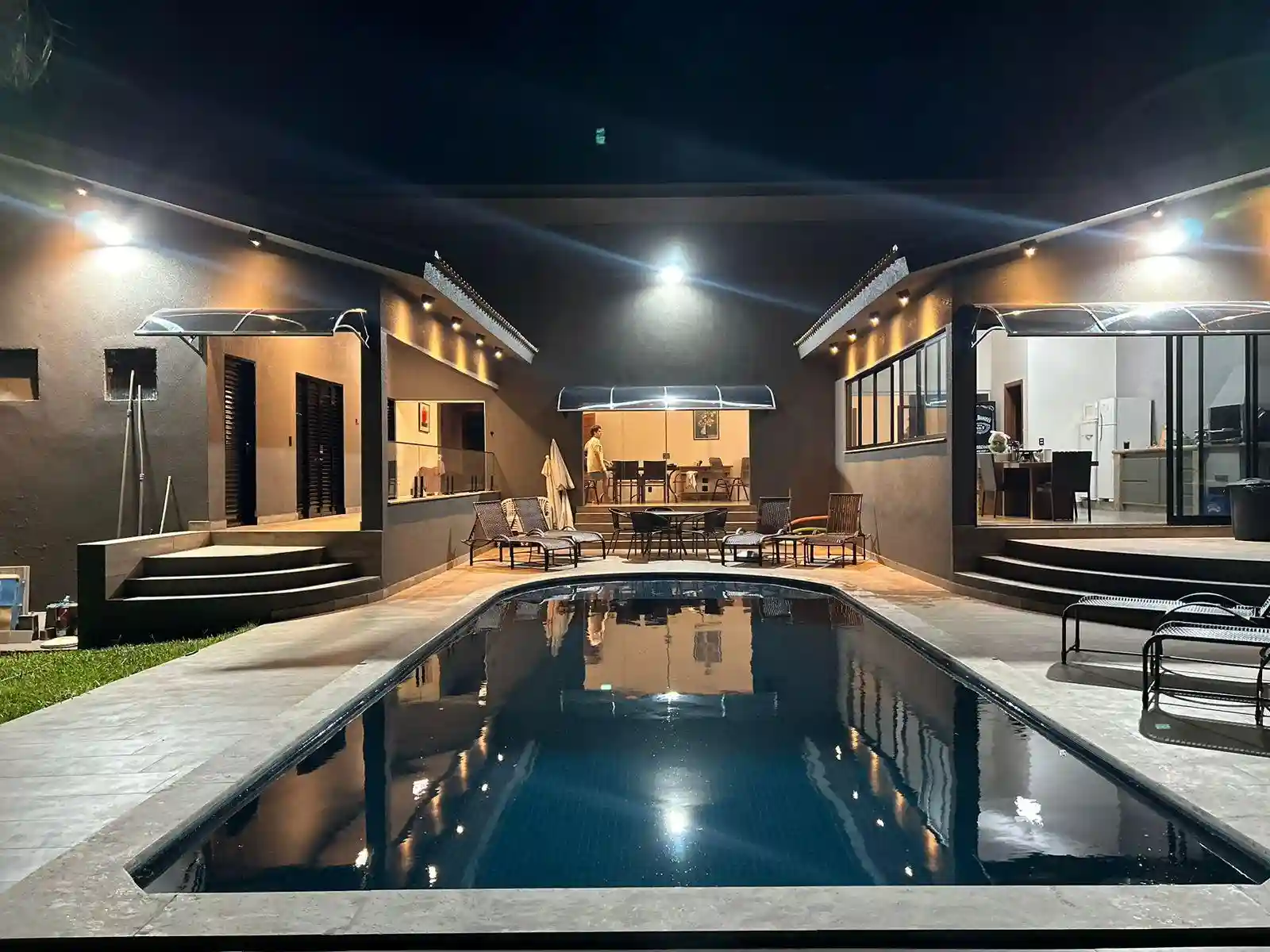 Fazenda / Sítio / Chácara com 3 quartos à venda, 1280m² — foto 2 de 37
