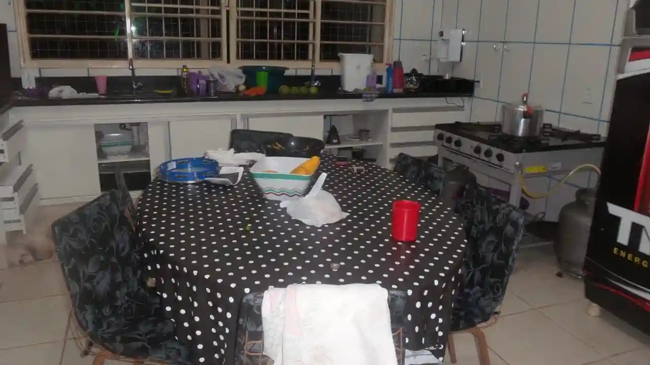 Casa de Condomínio com 4 quartos à venda, 180m² — foto 10 de 19