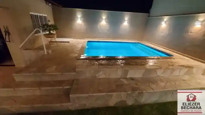 Casa com 2 quartos à venda, 195m² — foto 2 de 46