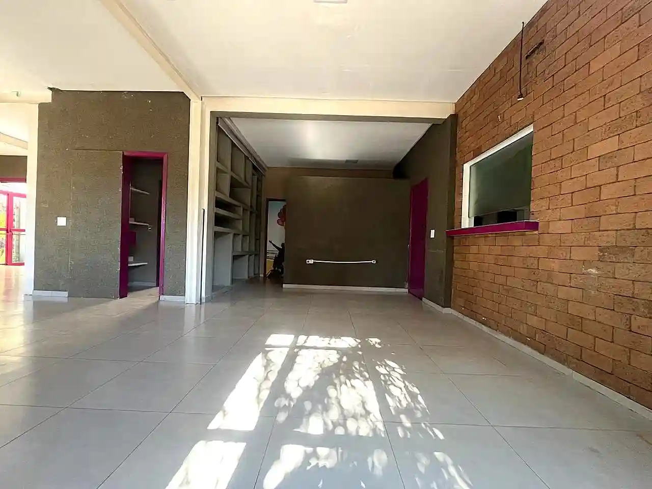 Casa Comercial  para aluguel, 100m² — foto 8 de 16
