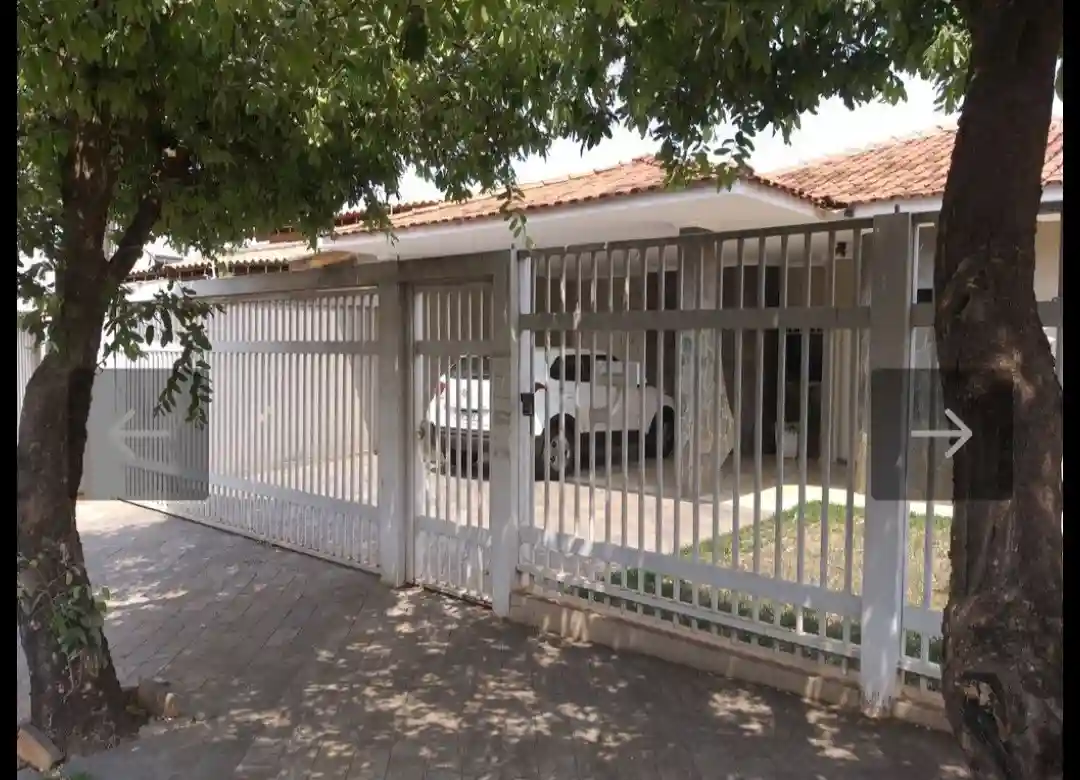 Casa com 4 quartos à venda, 188m² — foto 2 de 42