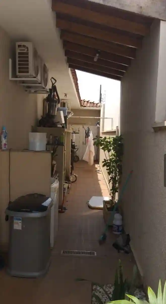 Casa com 4 quartos à venda, 188m² — foto 9 de 42