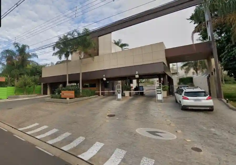 Casa de Condomínio com 2 quartos à venda, 180m² — foto 1 de 3