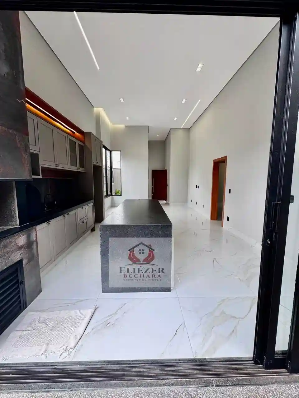 Casa com 3 quartos à venda, 127m² — foto 4 de 38