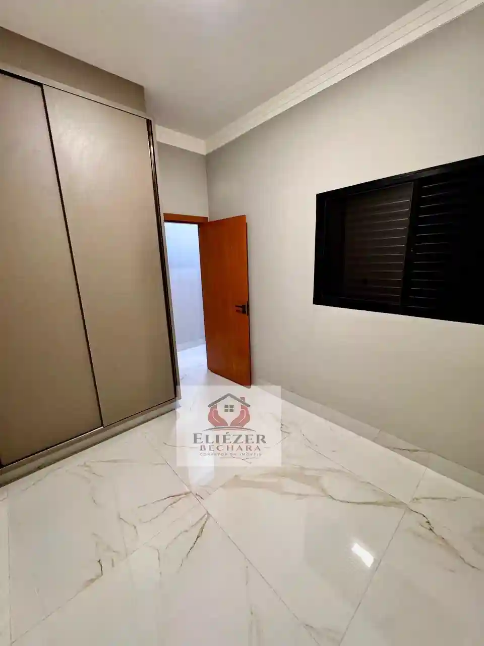 Casa com 3 quartos à venda, 127m² — foto 10 de 38