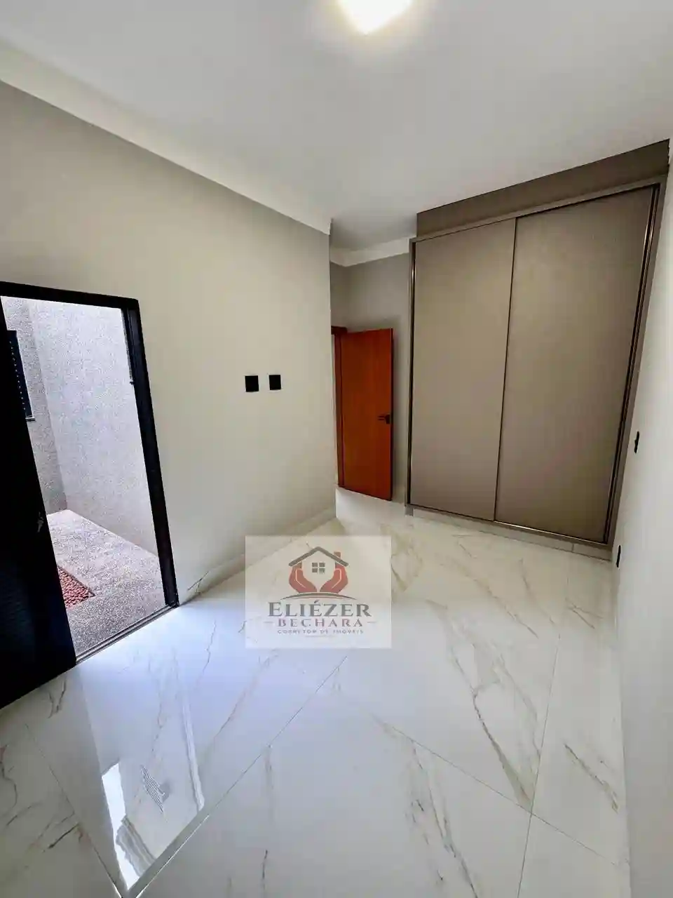 Casa com 3 quartos à venda, 127m² — foto 32 de 38