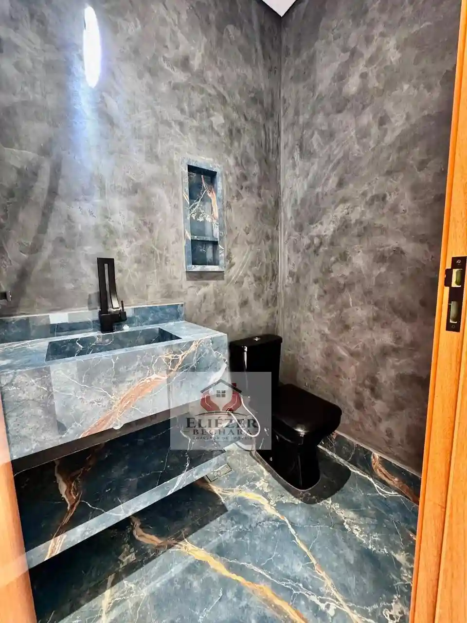Casa com 3 quartos à venda, 127m² — foto 3 de 38