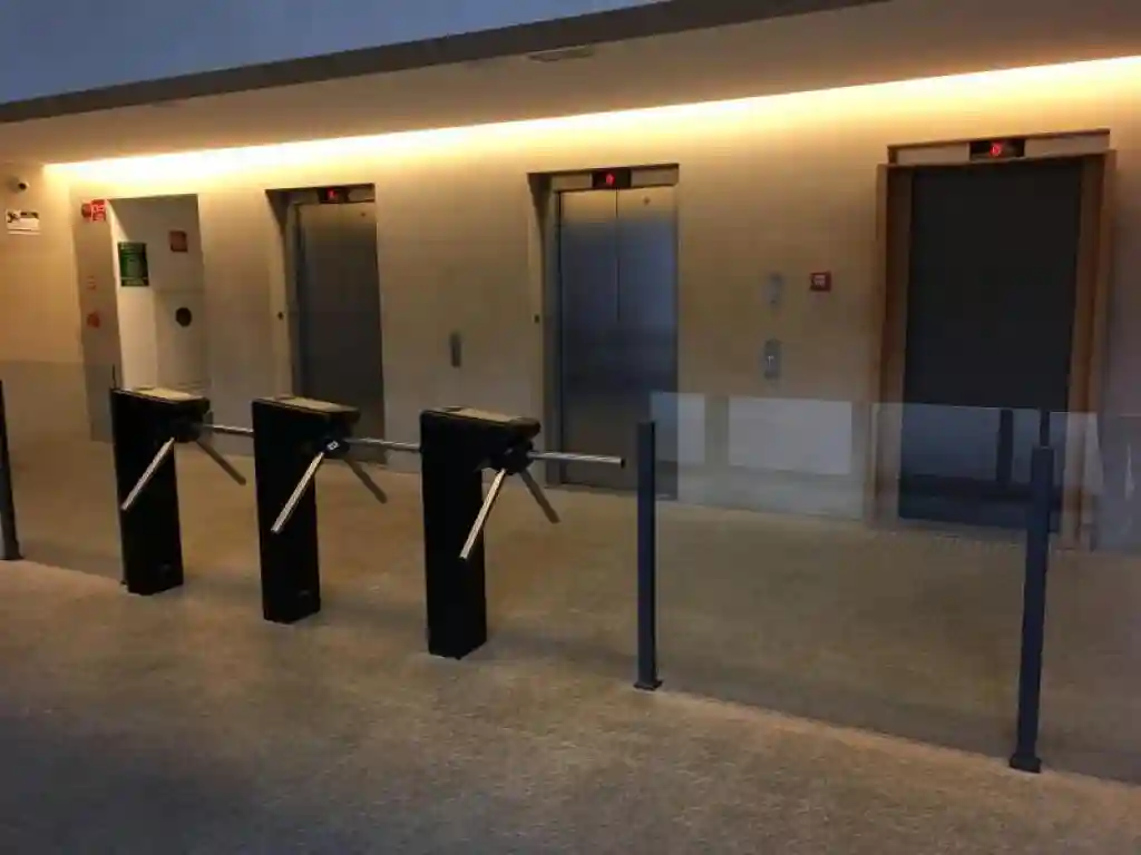Conjunto Comercial / Sala  para aluguel, 15m² — foto 28 de 29