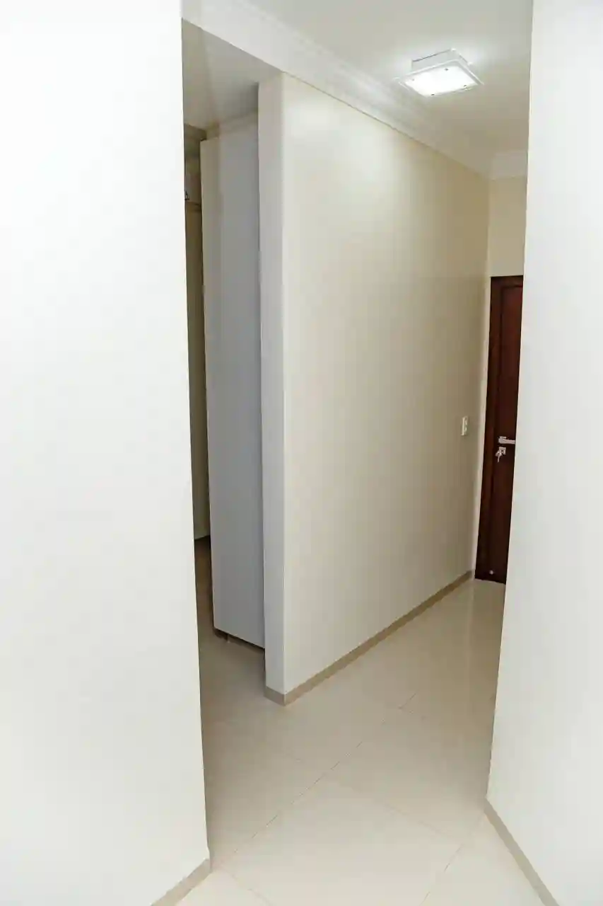 Casa de Condomínio com 4 quartos à venda, 300m² — foto 10 de 29