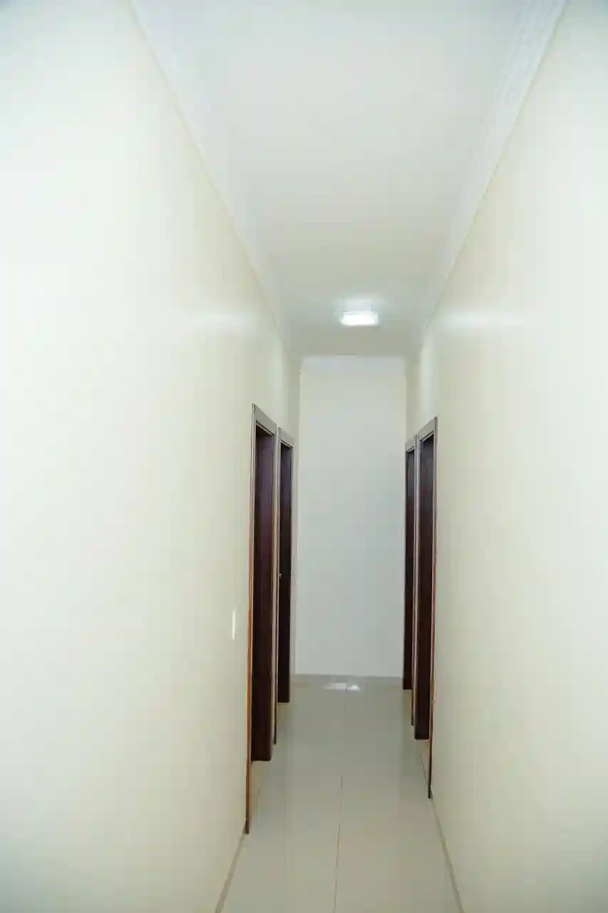 Casa de Condomínio com 4 quartos à venda, 300m² — foto 9 de 29