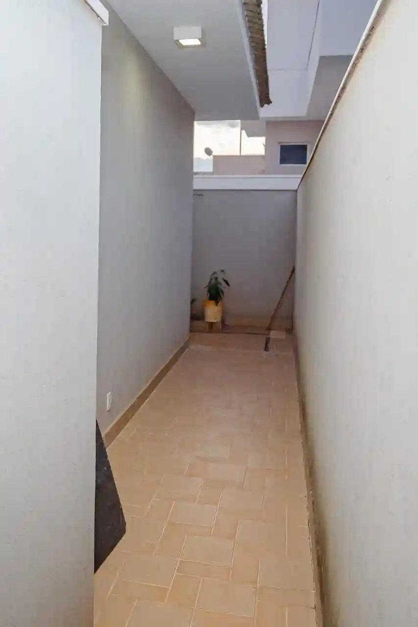 Casa de Condomínio com 4 quartos à venda, 300m² — foto 28 de 29