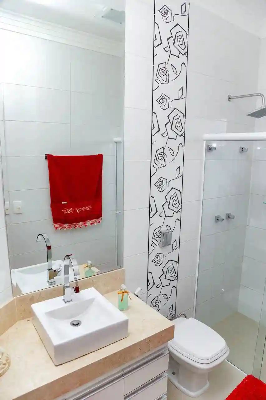 Casa de Condomínio com 4 quartos à venda, 300m² — foto 18 de 29