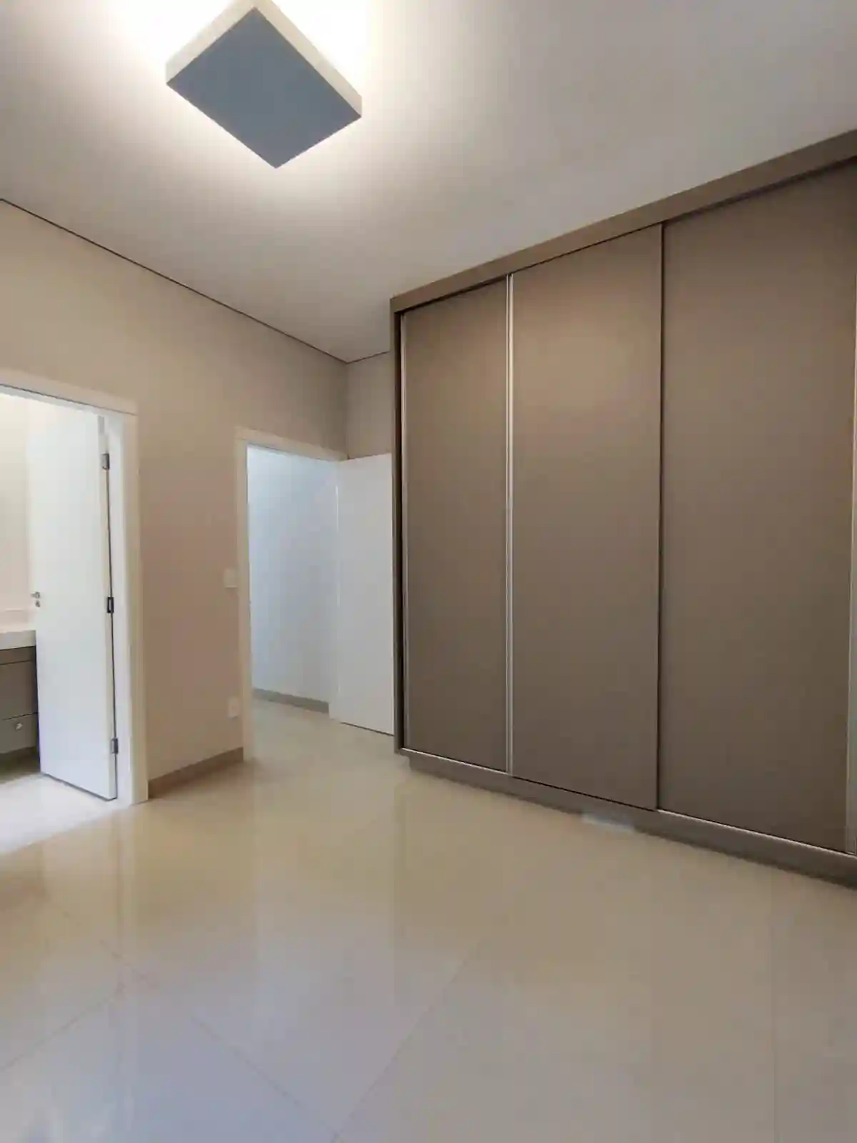Casa de Condomínio com 3 quartos à venda, 212m² — foto 6 de 26