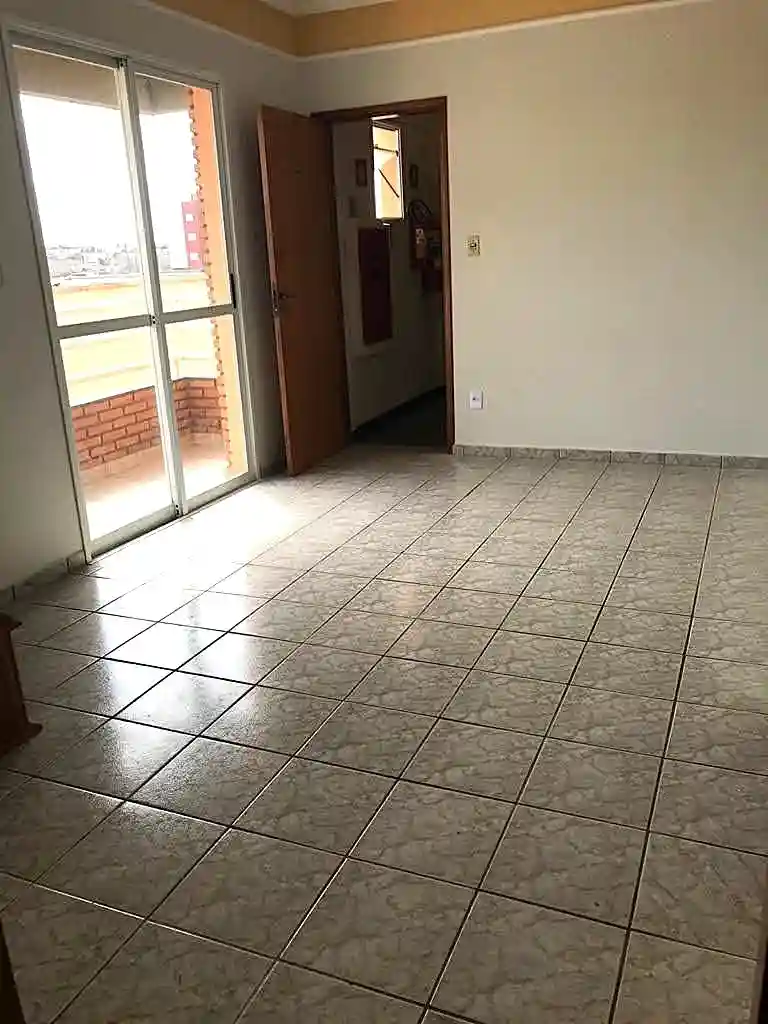 Apartamento com 2 quartos à venda, 85m² — foto 8 de 17