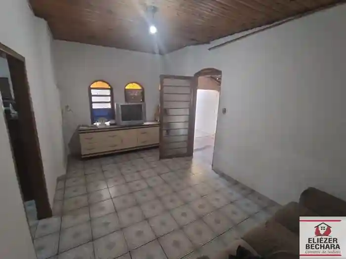 Casa com 2 quartos à venda, 110m² — foto 1 de 25