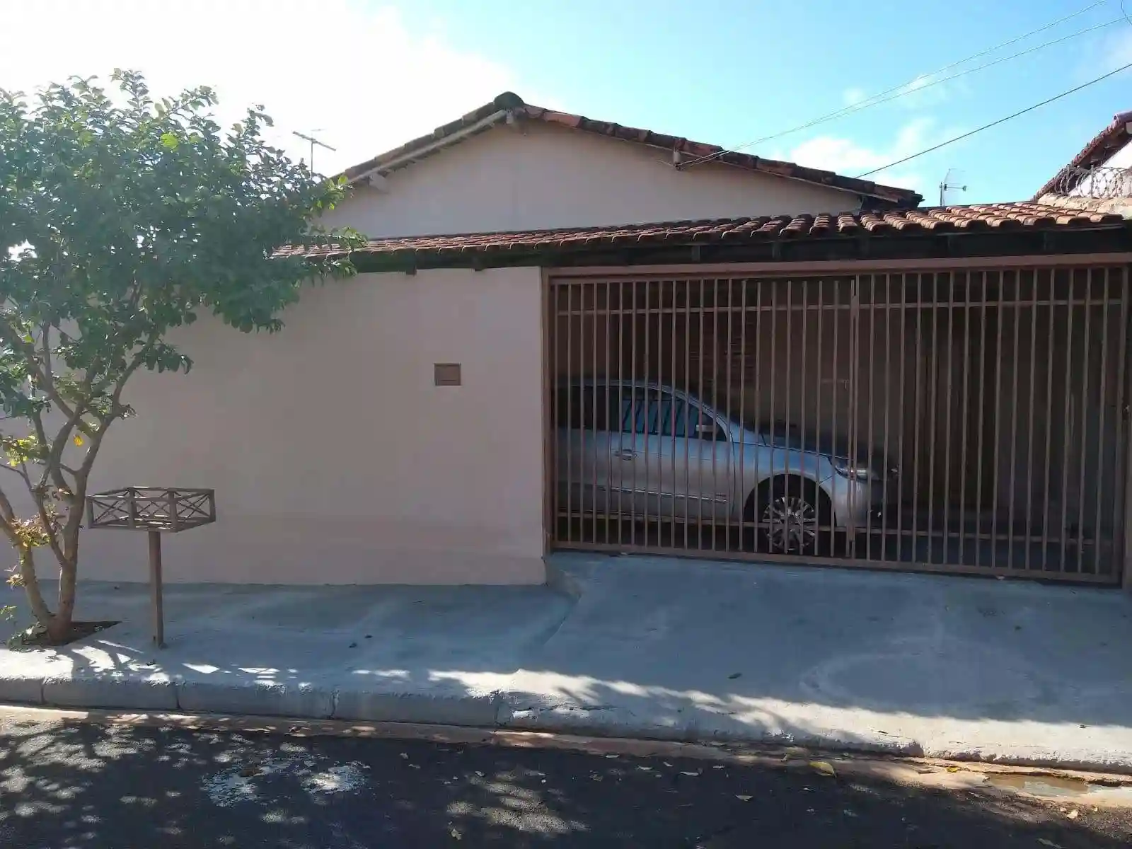 Casa com 2 quartos à venda, 84m² — foto 1 de 12