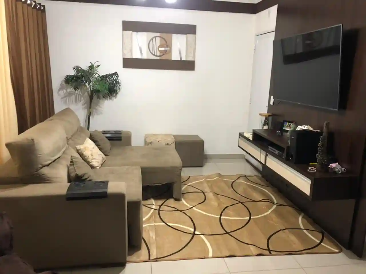 Casa de Condomínio com 2 quartos à venda, 140m² — foto 1 de 6