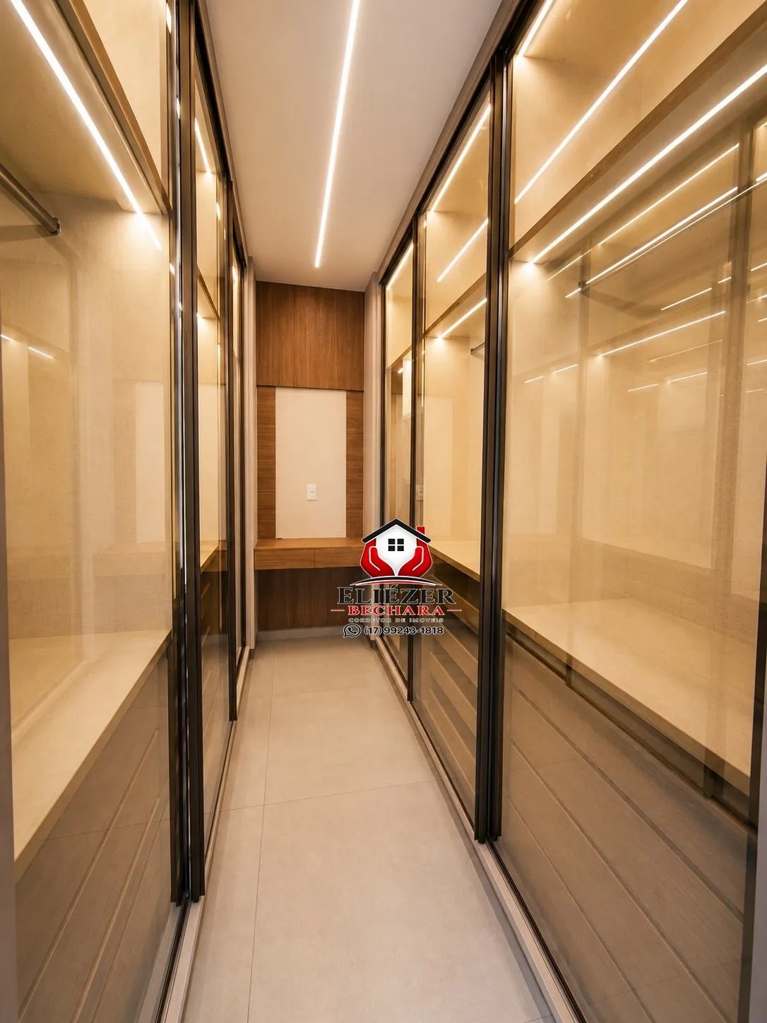 Casa de Condomínio com 3 quartos à venda, 225m² — foto 17 de 24