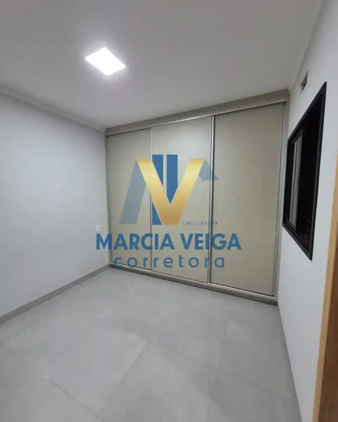 Casa de Condomínio com 3 quartos à venda, 253m² — foto 14 de 21