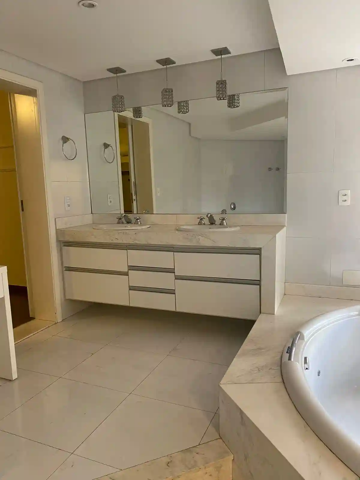 Apartamento com 4 quartos à venda, 480m² — foto 17 de 29