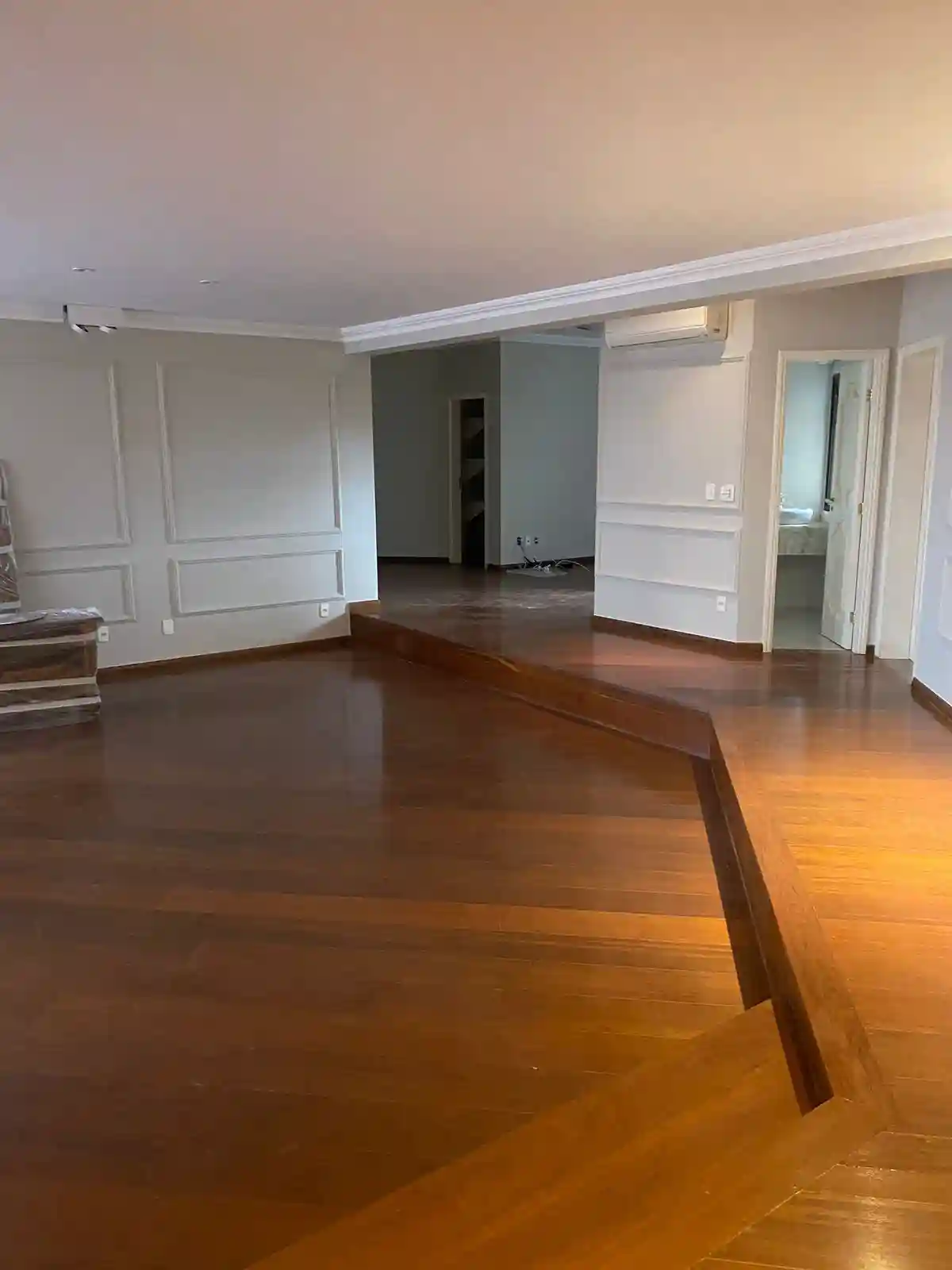 Apartamento com 4 quartos à venda, 480m² — foto 28 de 29