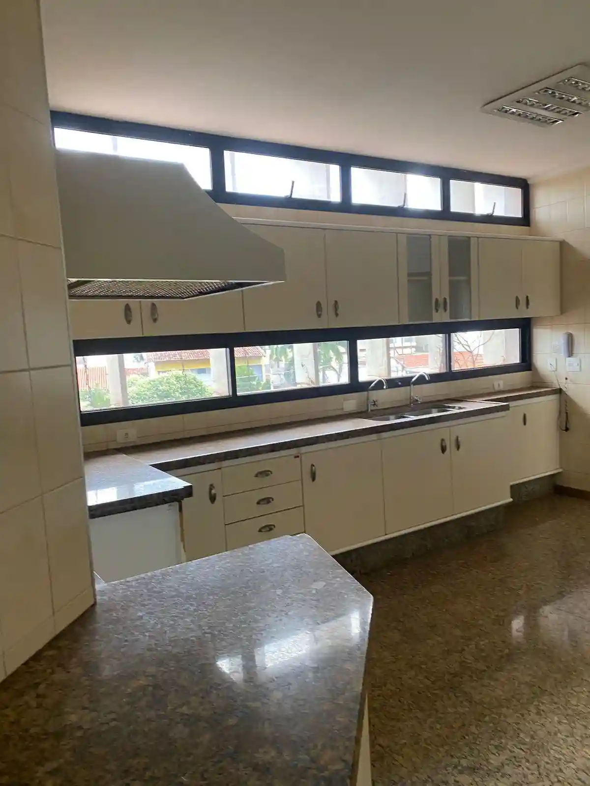 Apartamento com 4 quartos à venda, 480m² — foto 16 de 29