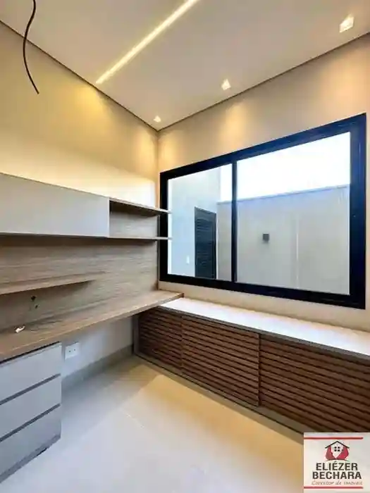 Casa de Condomínio com 4 quartos à venda, 250m² — foto 12 de 25