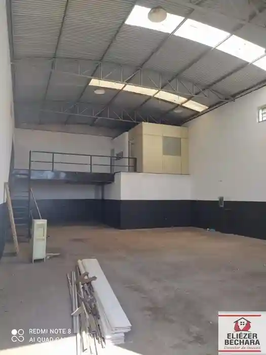 Loja / Salão / Ponto Comercial  à venda, 400m² — foto 6 de 14