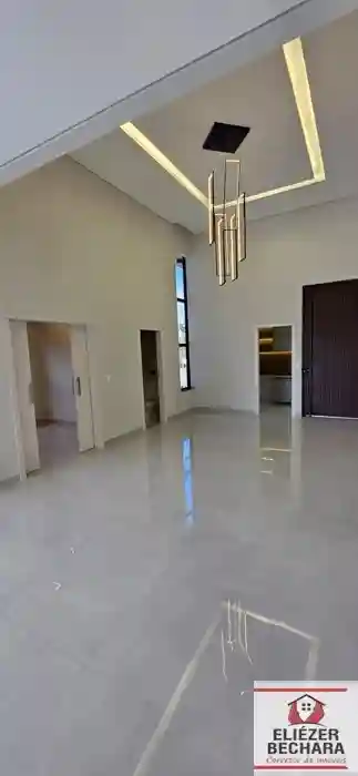 Casa de Condomínio com 3 quartos à venda, 215m² — foto 3 de 43