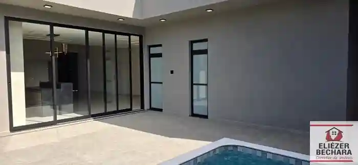 Casa de Condomínio com 3 quartos à venda, 215m² — foto 32 de 43