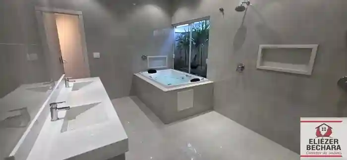 Casa de Condomínio com 3 quartos à venda, 215m² — foto 15 de 43