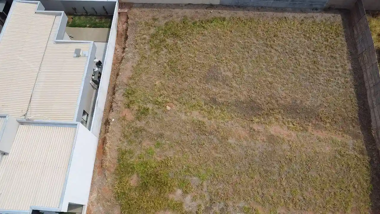 Terreno / Lote / Condomínio  à venda, 291m² — foto 2 de 6