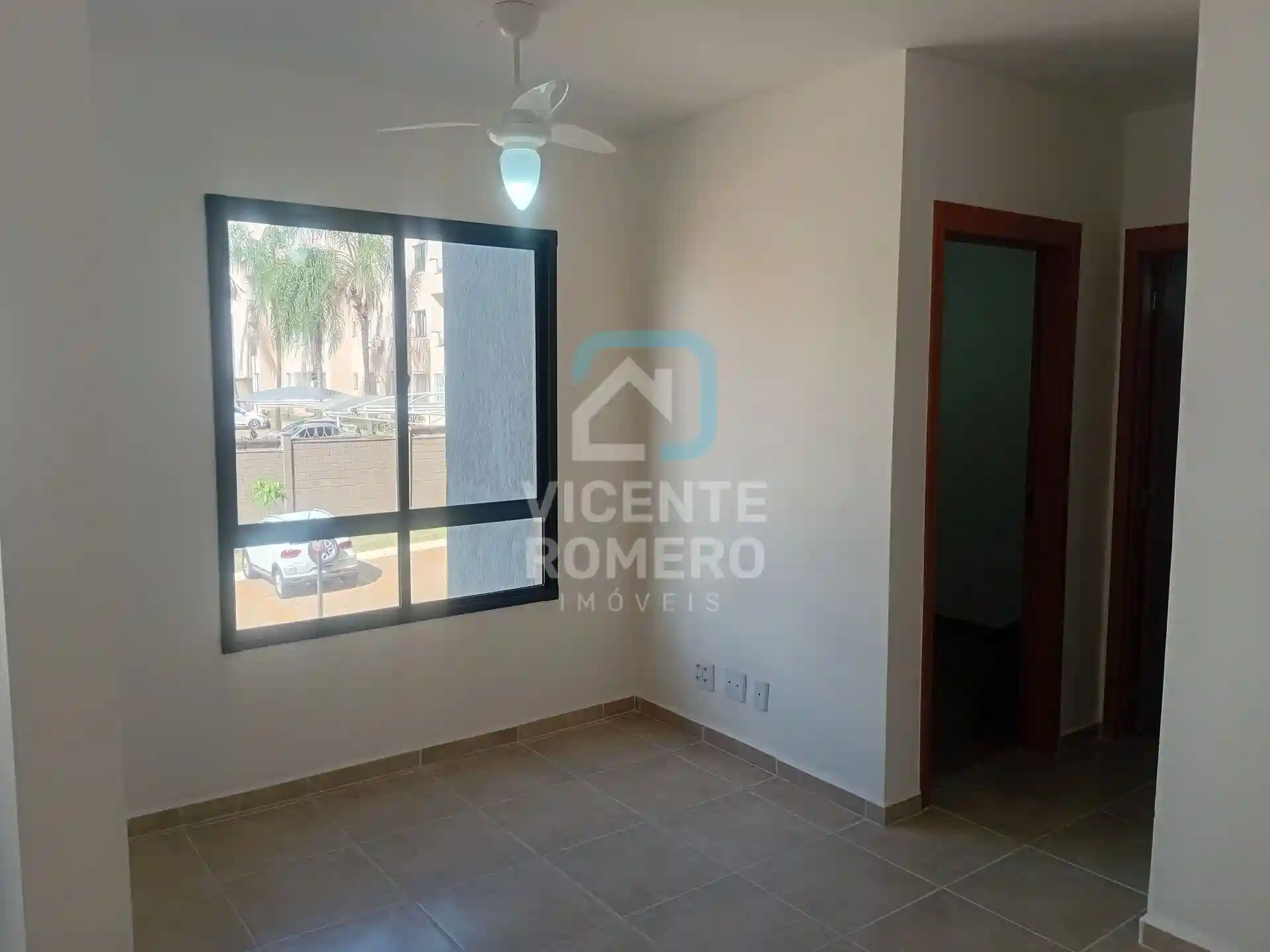 Apartamento com 2 quartos para aluguel, 43m² — foto 3 de 50