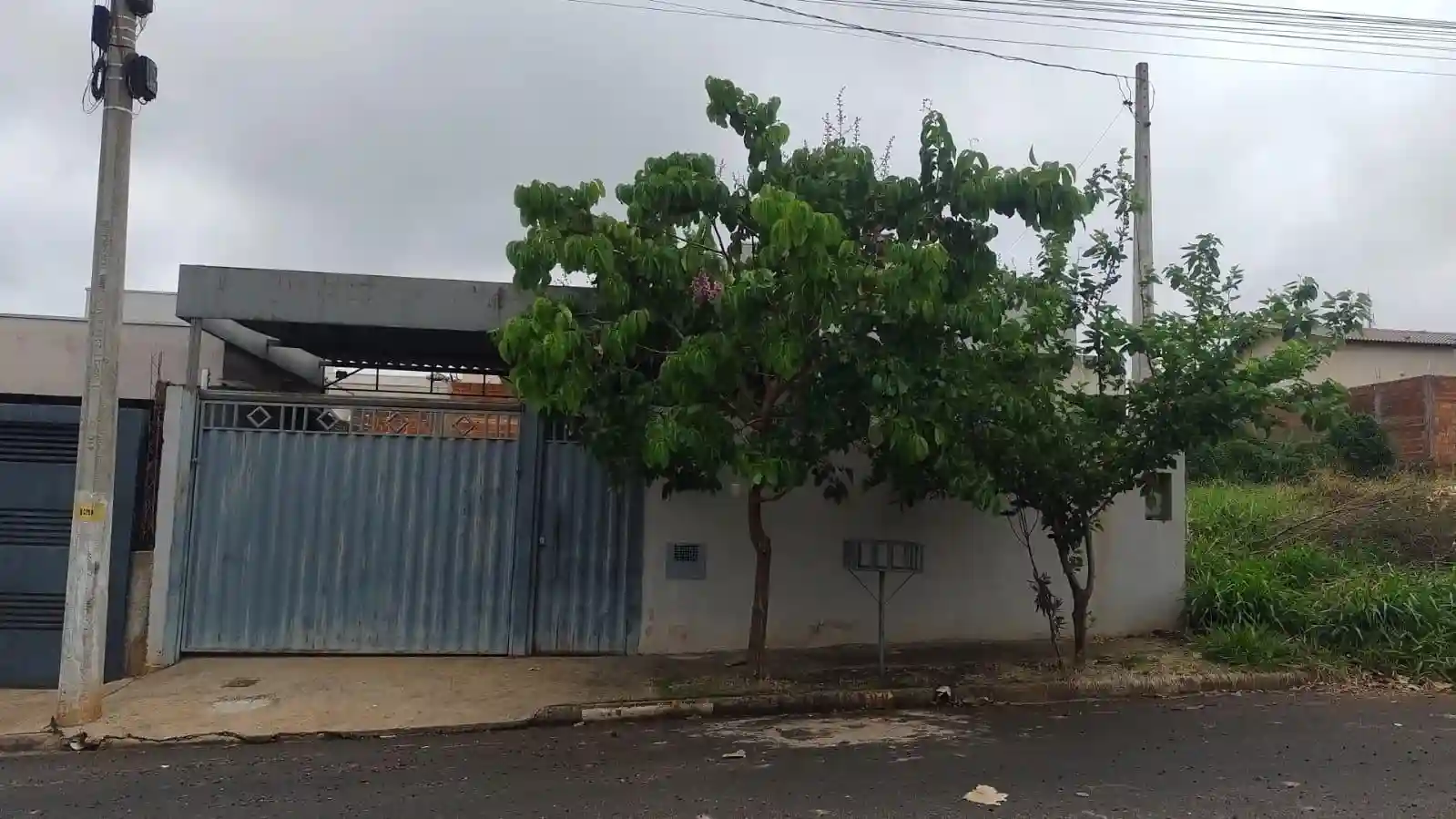 Casa com 1 quarto à venda, 200m² — foto 1 de 7