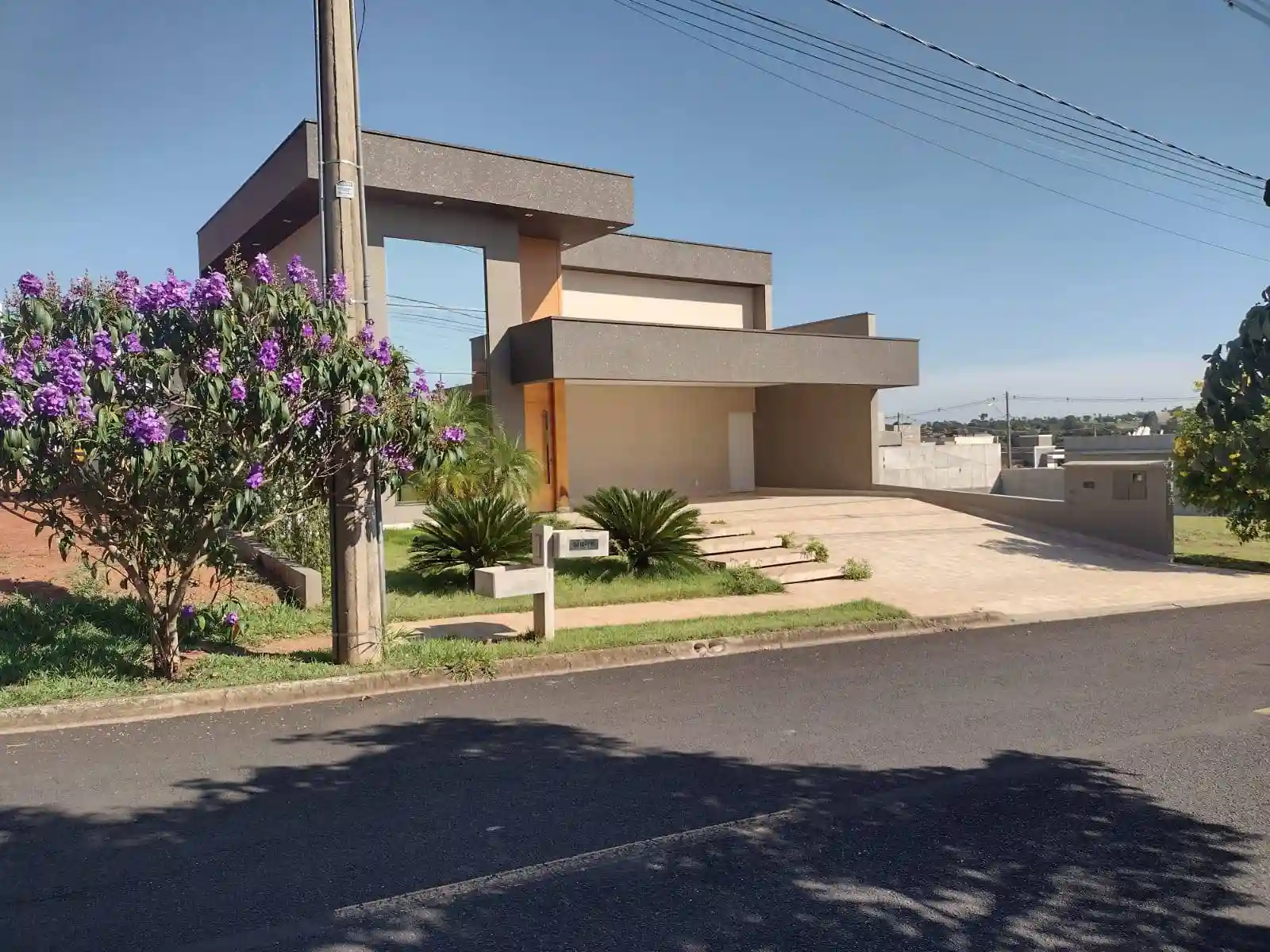 Casa de Condomínio com 3 quartos à venda, 200m² — foto 3 de 46