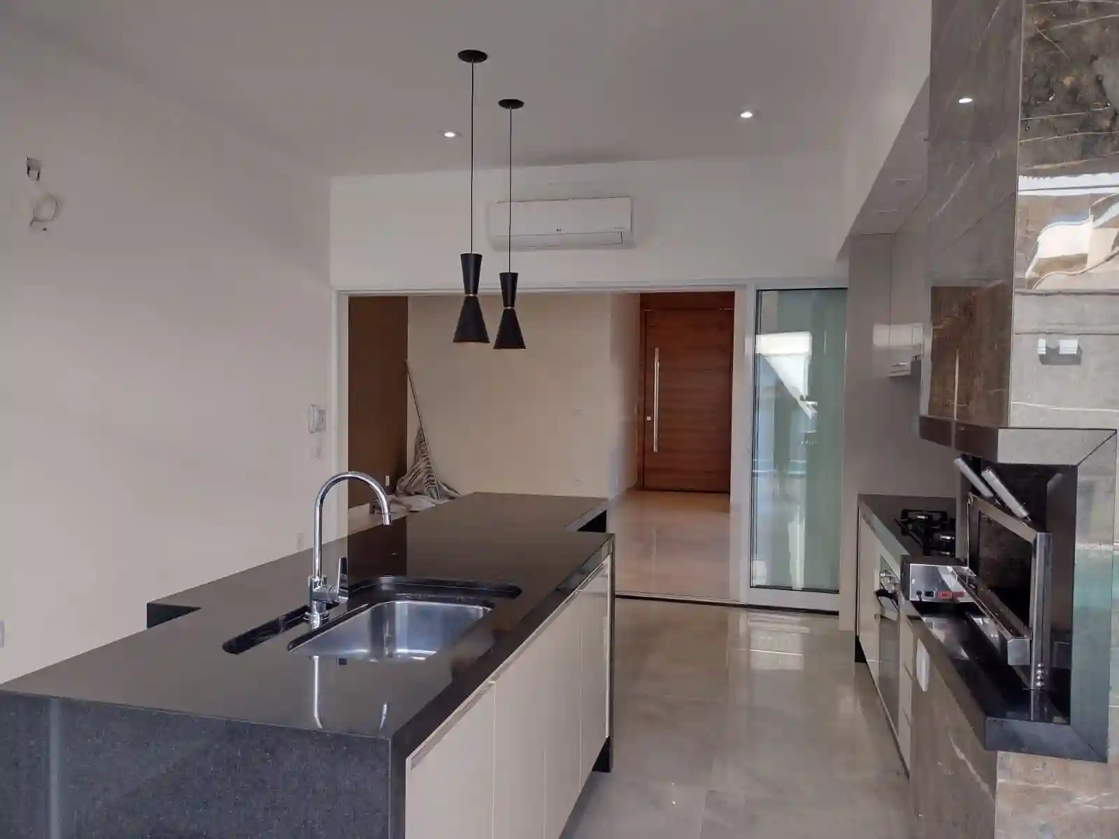 Casa de Condomínio com 3 quartos à venda, 200m² — foto 33 de 46