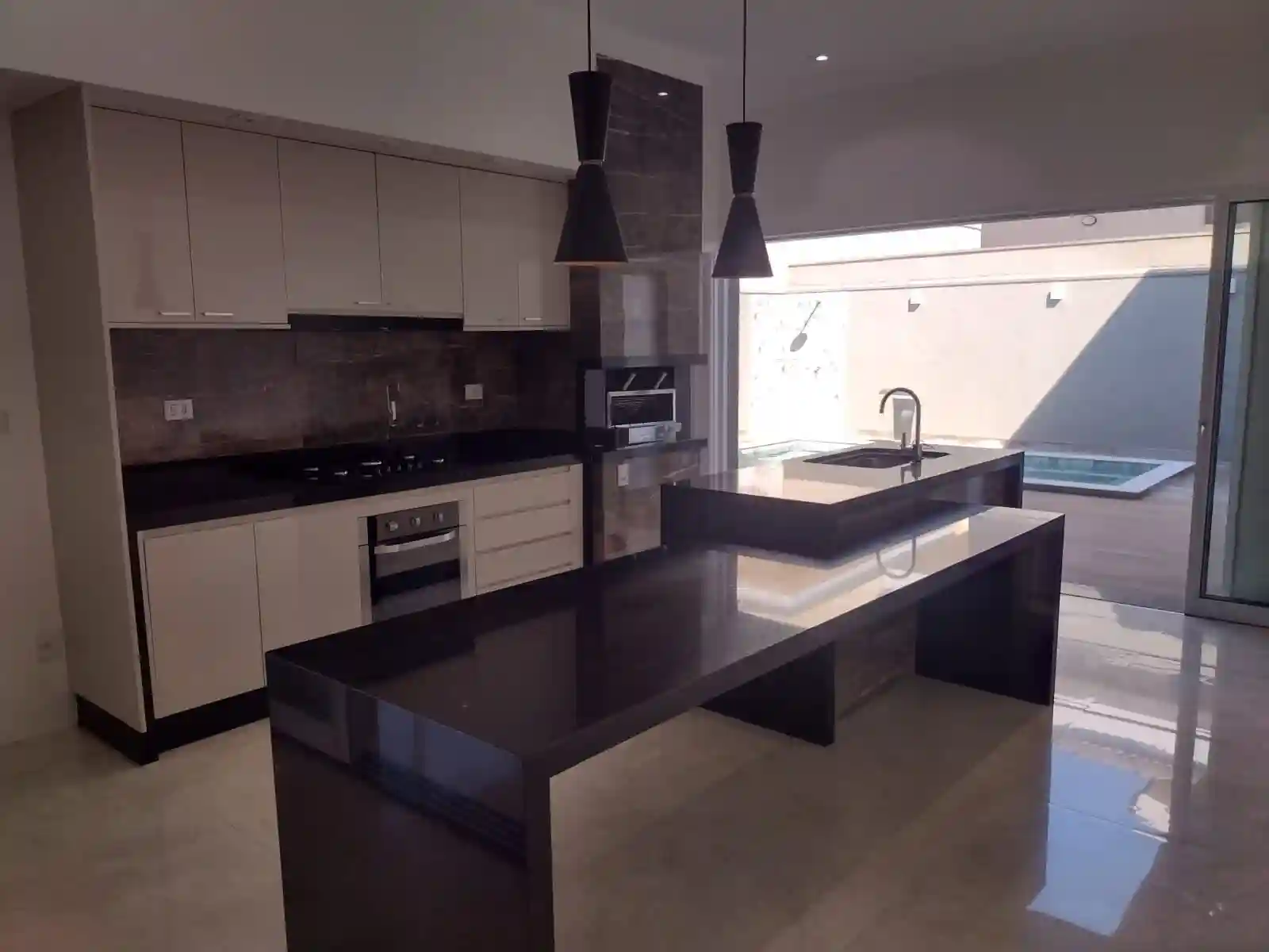 Casa de Condomínio com 3 quartos à venda, 200m² — foto 31 de 46