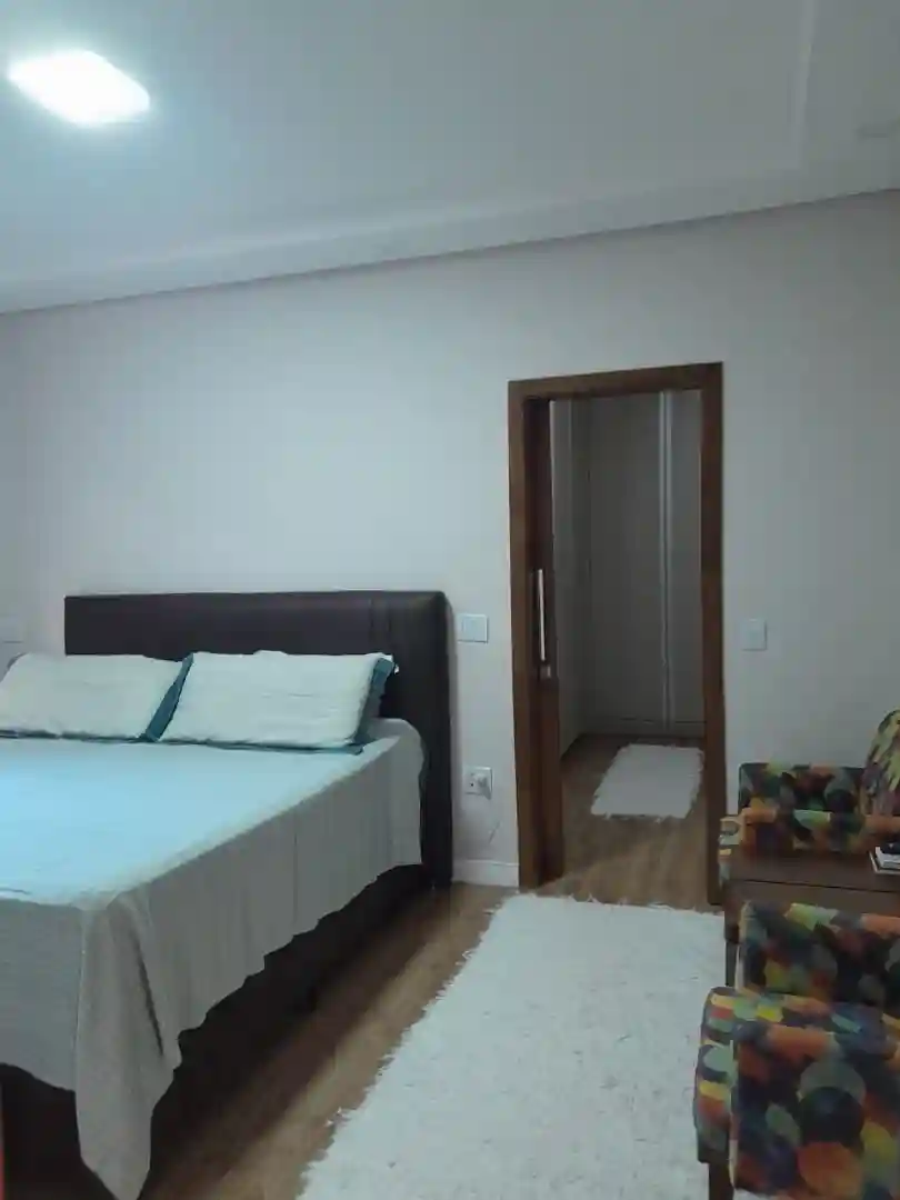 Casa de Condomínio com 3 quartos à venda, 400m² — foto 8 de 12