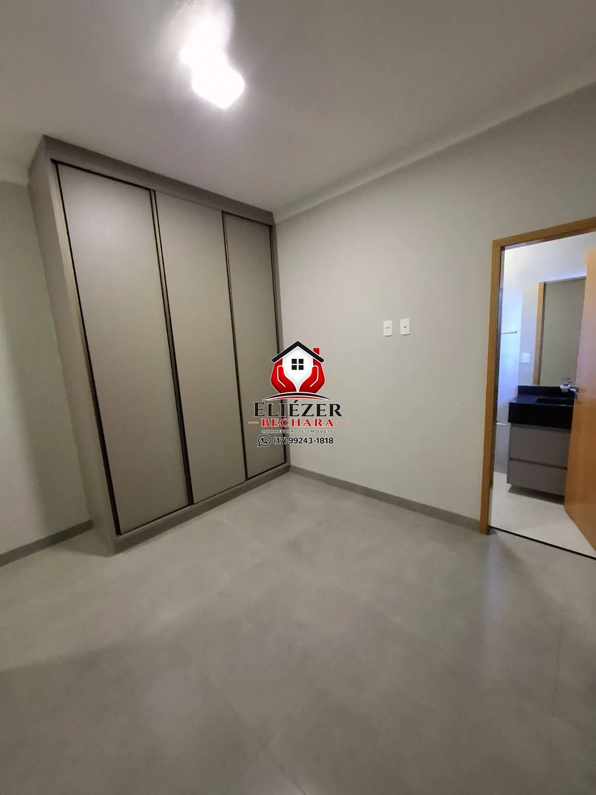 Casa de Condomínio com 3 quartos à venda, 210m² — foto 6 de 27