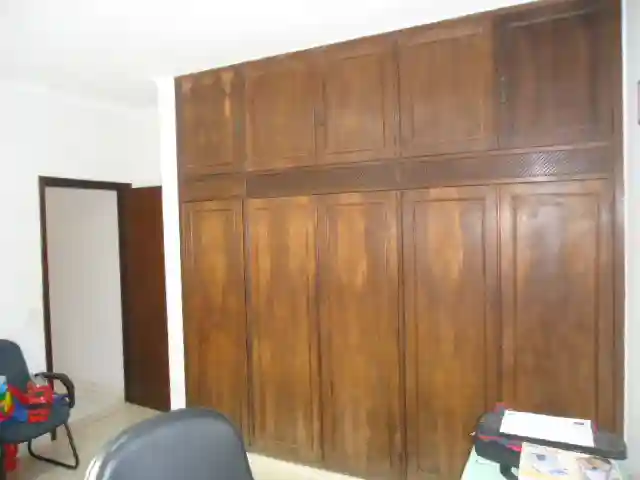 Casa com 3 quartos à venda, 243m² — foto 23 de 60