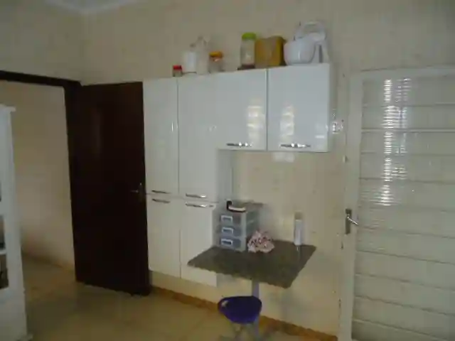 Casa com 3 quartos à venda, 243m² — foto 47 de 60