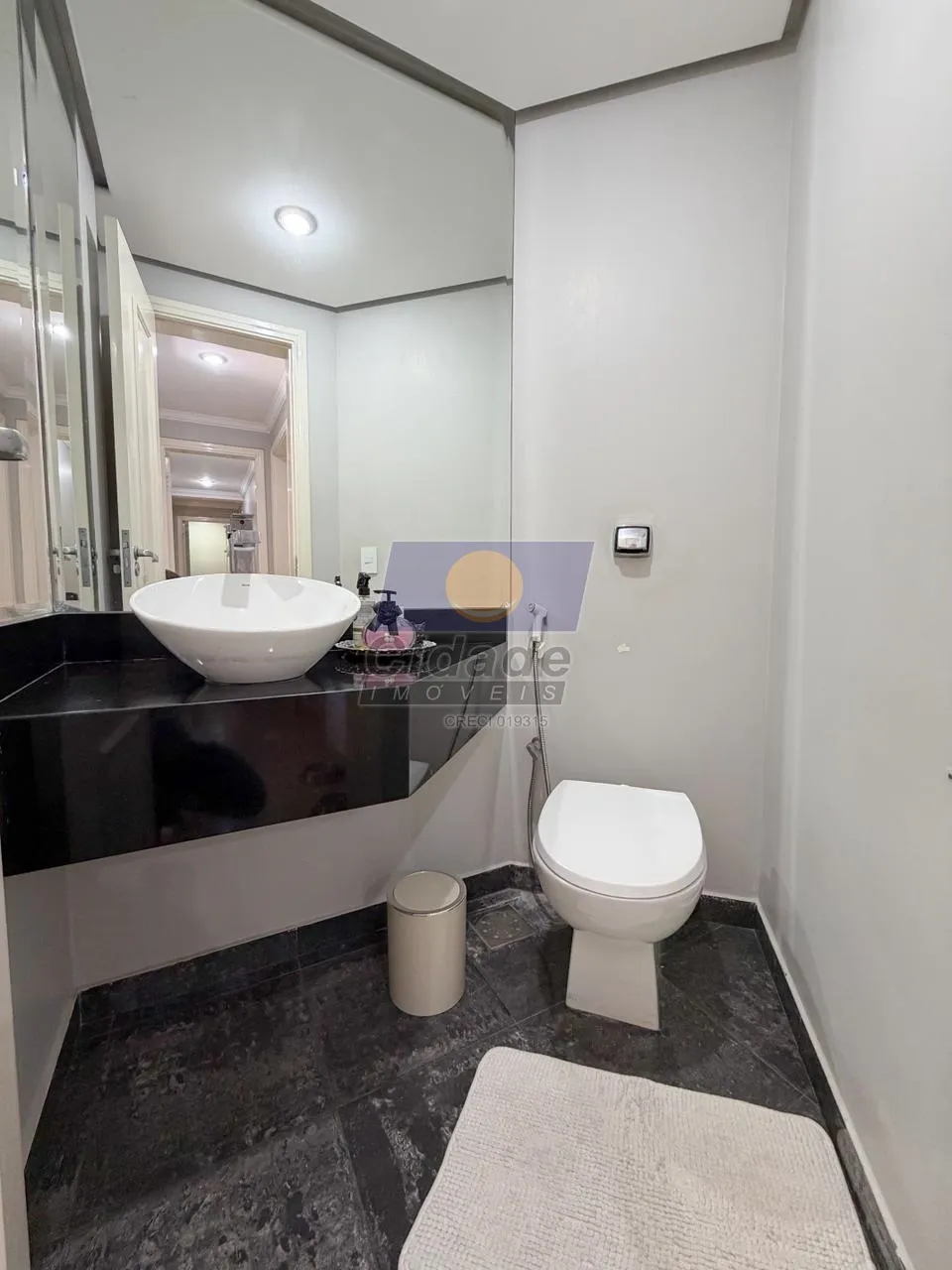 Apartamento com 3 quartos à venda, 157m² — foto 18 de 26