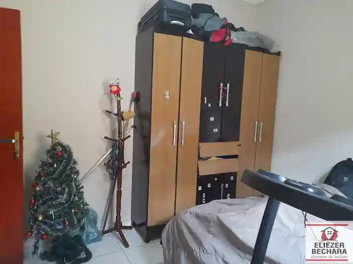 Casa com 3 quartos à venda, 120m² — foto 2 de 31