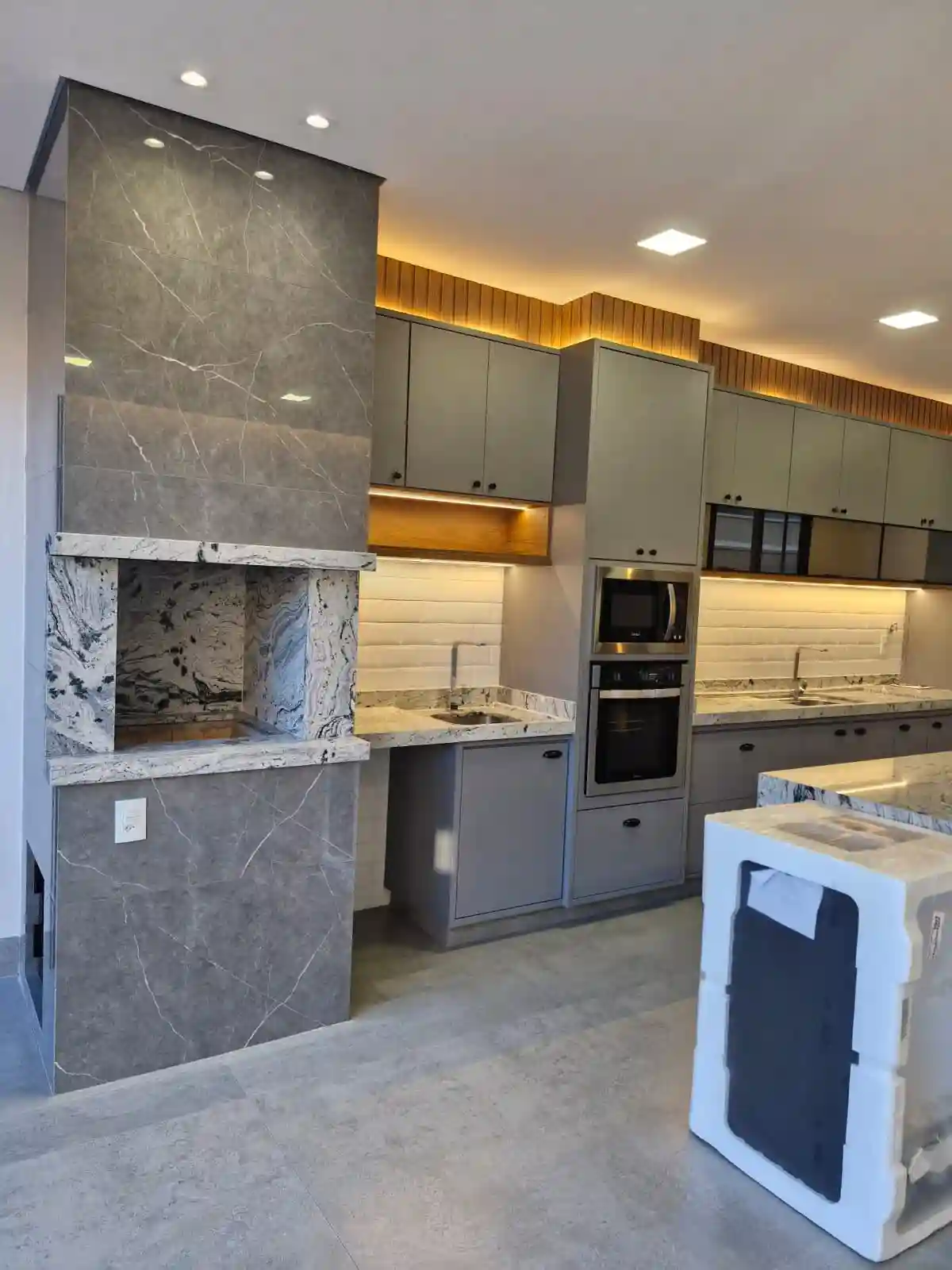 Casa de Condomínio com 3 quartos à venda, 360m² — foto 5 de 24
