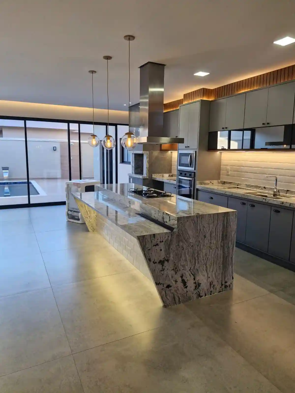 Casa de Condomínio com 3 quartos à venda, 360m² — foto 20 de 24